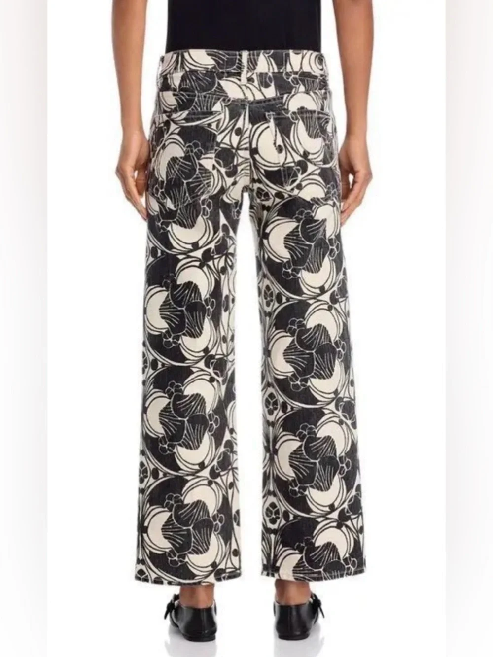 MOTHER SUPERIOR THE MID RISE RAMBLER ZIP ANKLE JEAN IN CURLY CUE BLACK AND CREAM - Picture 2 of 9